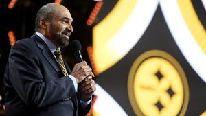 Franco Harris Dead: “Immaculate Reception” Hall Of Famer Who Won 4