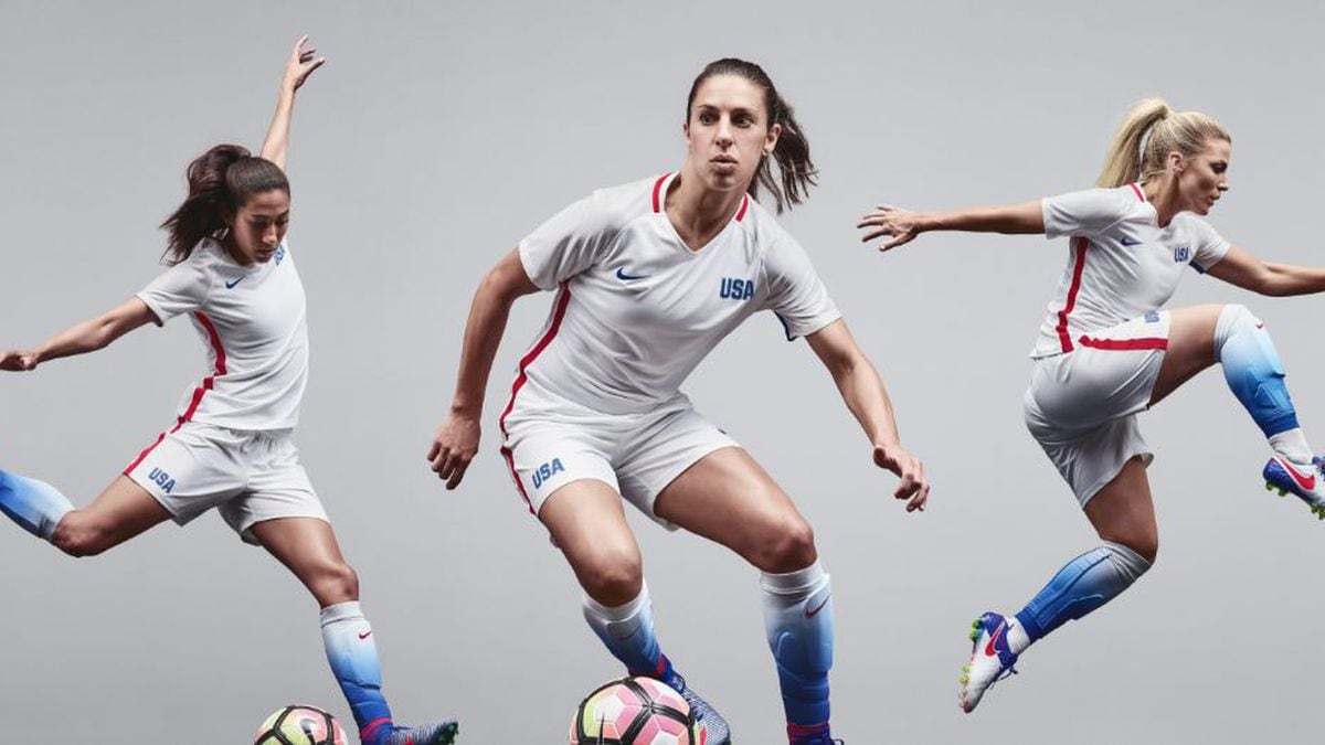 Us Womens Soccer Team Debuts New Uniforms 