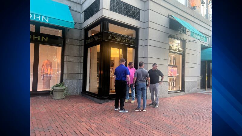 3 arrested 1 on the run after robbing Boston watch boutique with