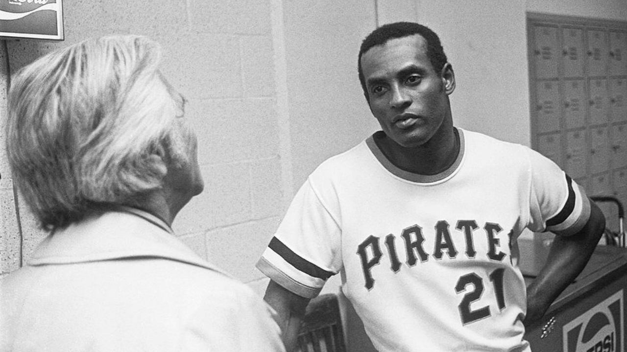 Puerto Rico Government prepares party for the 50th anniversary of Roberto  Clemente's 3000th hit - AS USA