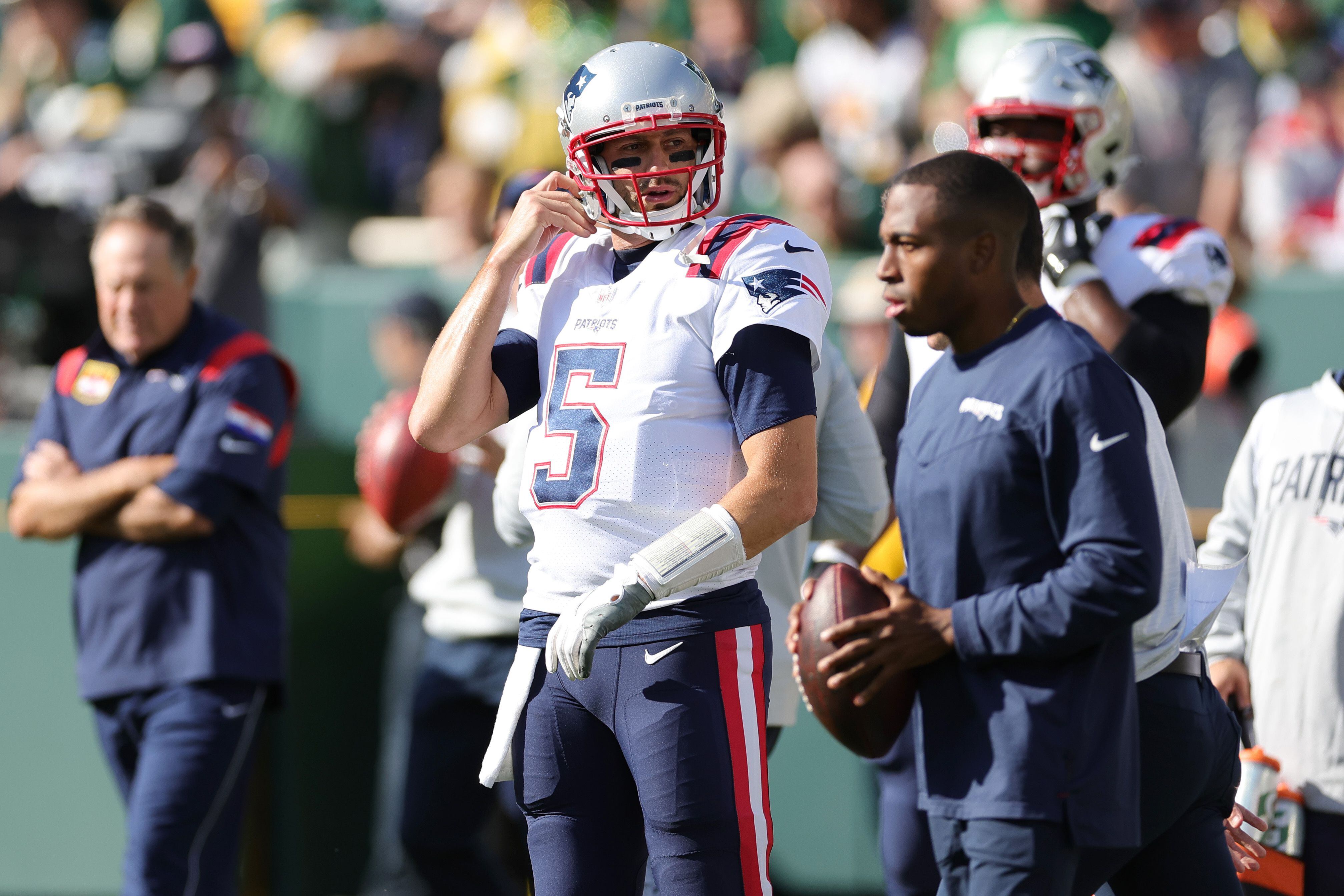 Patriots set to release veteran quarterback Brian Hoyer, National Sports