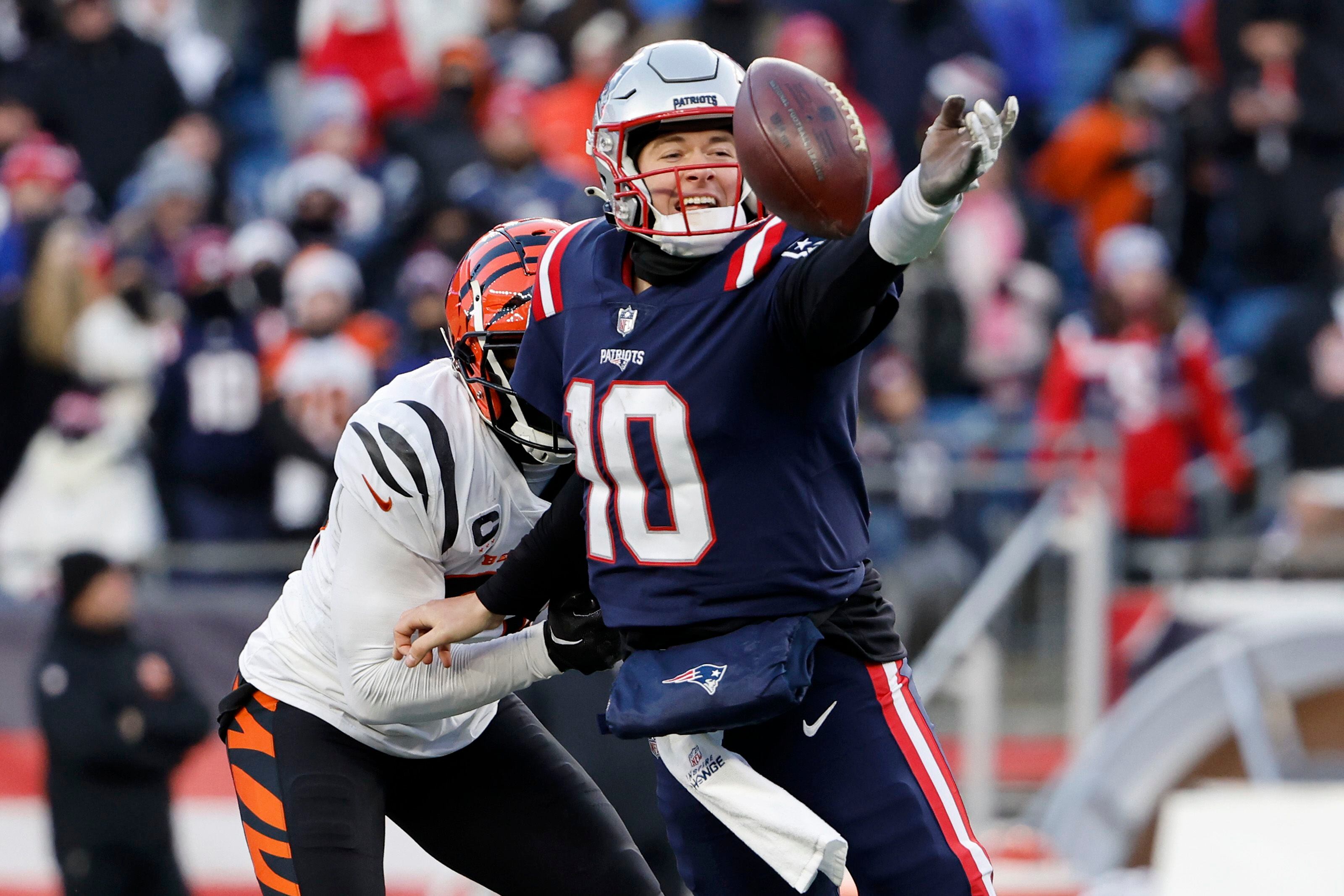 New England Patriots QB Mac Jones accused of 'dirty play' by