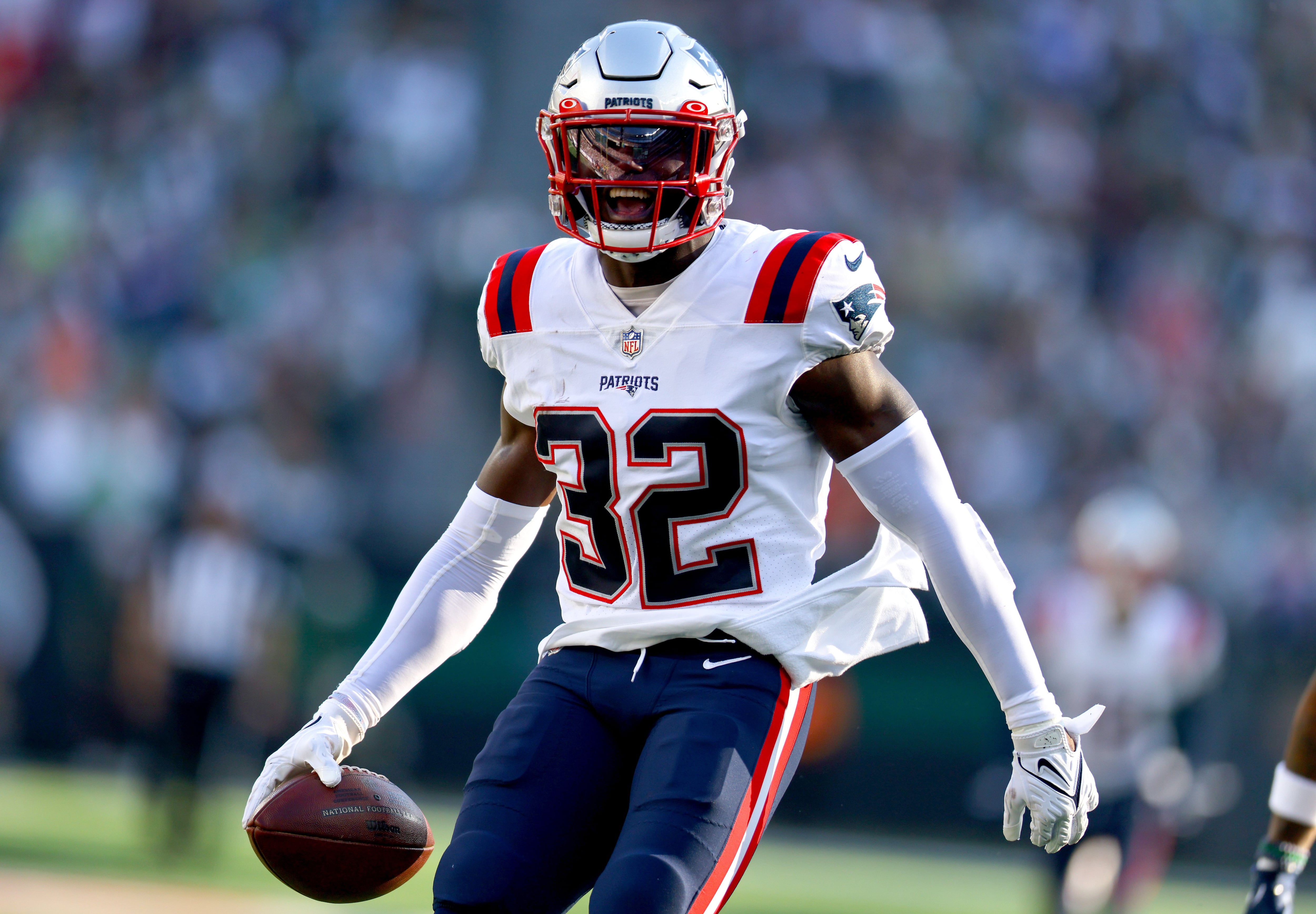 McCourty leading revamped Patriots secondary