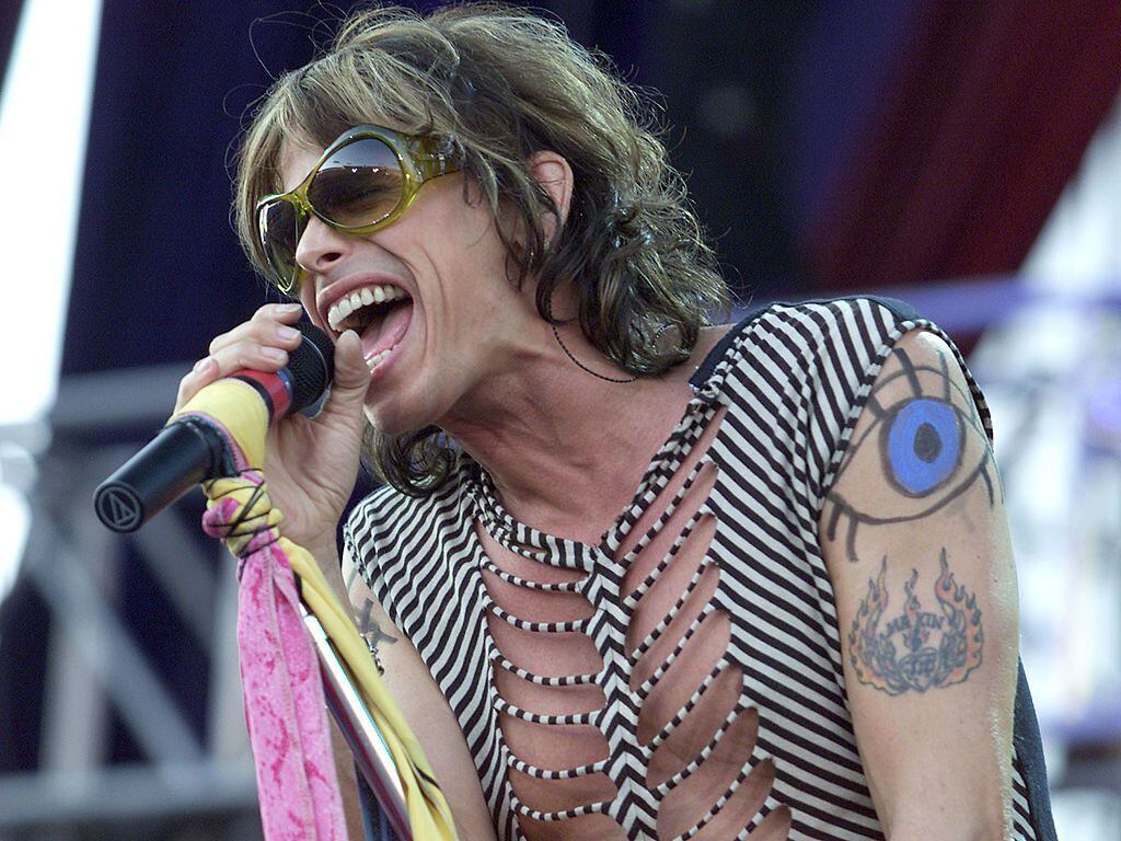 Aerosmith announces farewell tour starting in September, coming to Boston  on New Year's Eve - CBS Boston