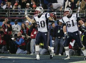 Three-time Super Bowl champ Mike Vrabel voted into Patriots Hall